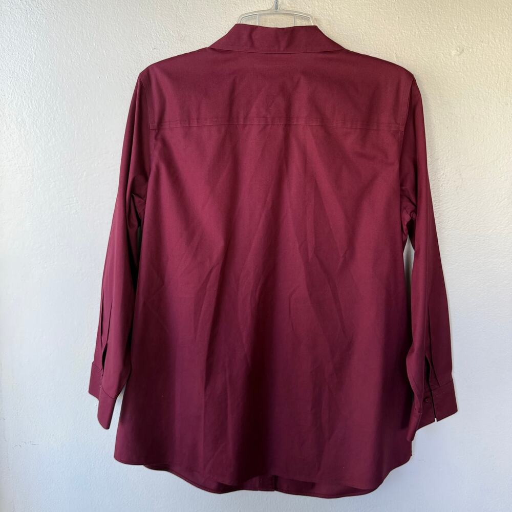 Chico’s Burgundy Buttondown Long no wrinkle shirt size XL - Picture 7 of 9